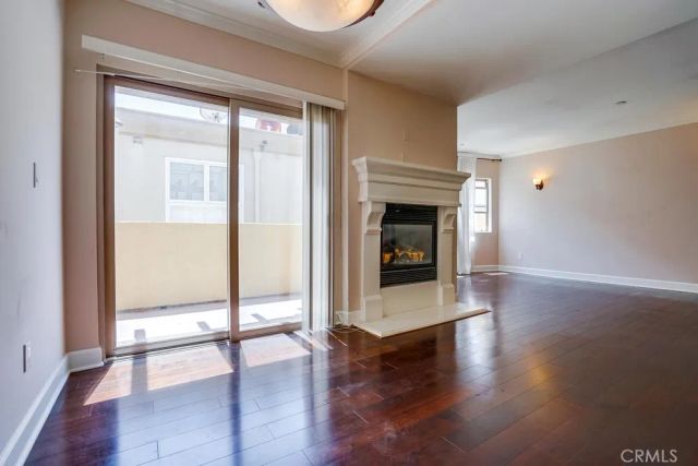 1522 Amherst Avenue 402, Los Angeles, CA 90025