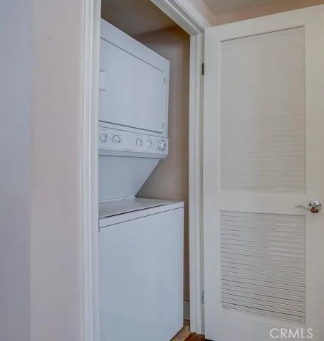 1522 Amherst Avenue 402, Los Angeles, CA 90025