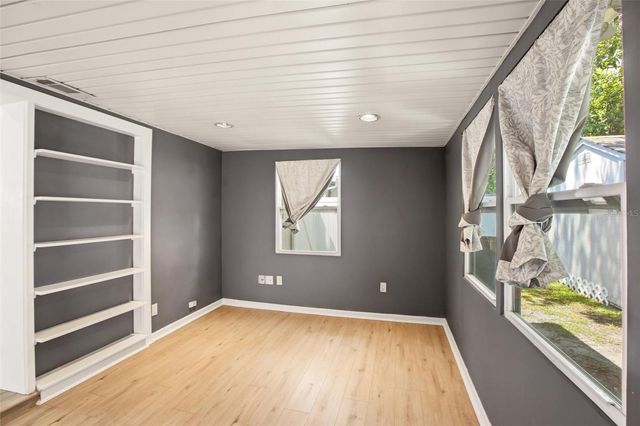 29739 68TH STREET N, Clearwater, FL 33761
