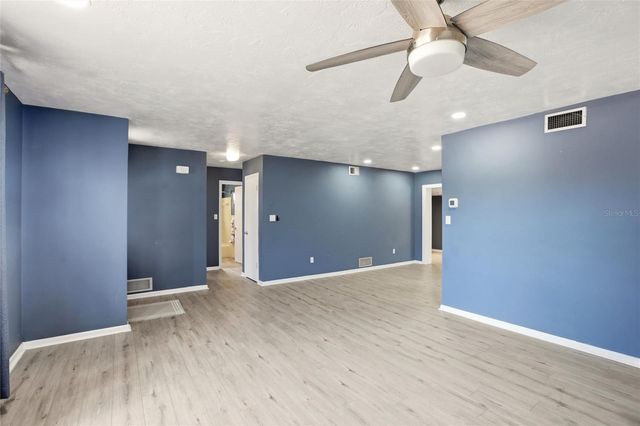 29739 68TH STREET N, Clearwater, FL 33761