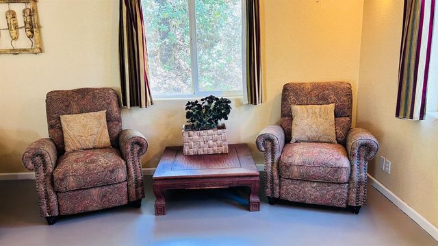 8719 Cave City Rd, Mountain Ranch, CA 95246