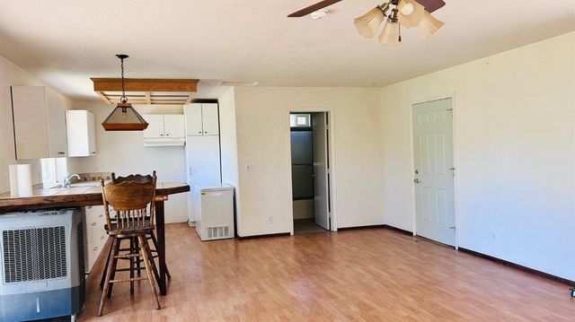 8719 Cave City Rd, Mountain Ranch, CA 95246