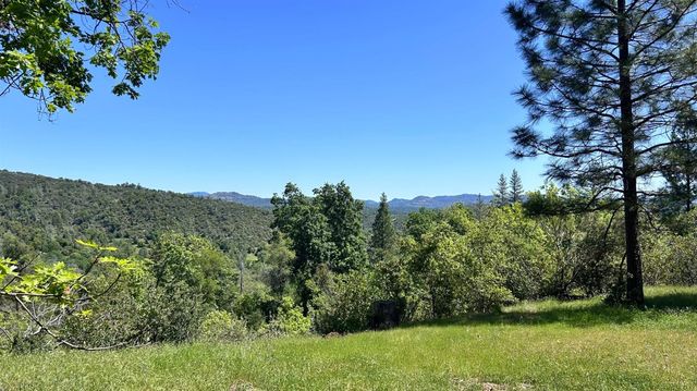 8719 Cave City Rd, Mountain Ranch, CA 95246