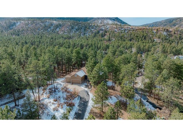 4988 Delaware Dr, Larkspur, CO 80118
