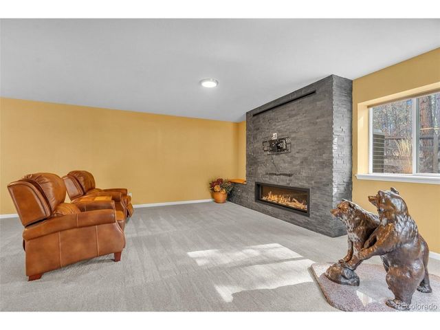 4988 Delaware Dr, Larkspur, CO 80118