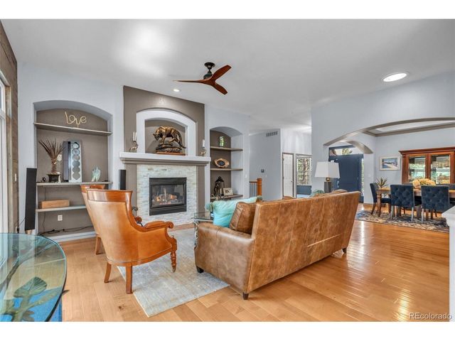 4988 Delaware Dr, Larkspur, CO 80118