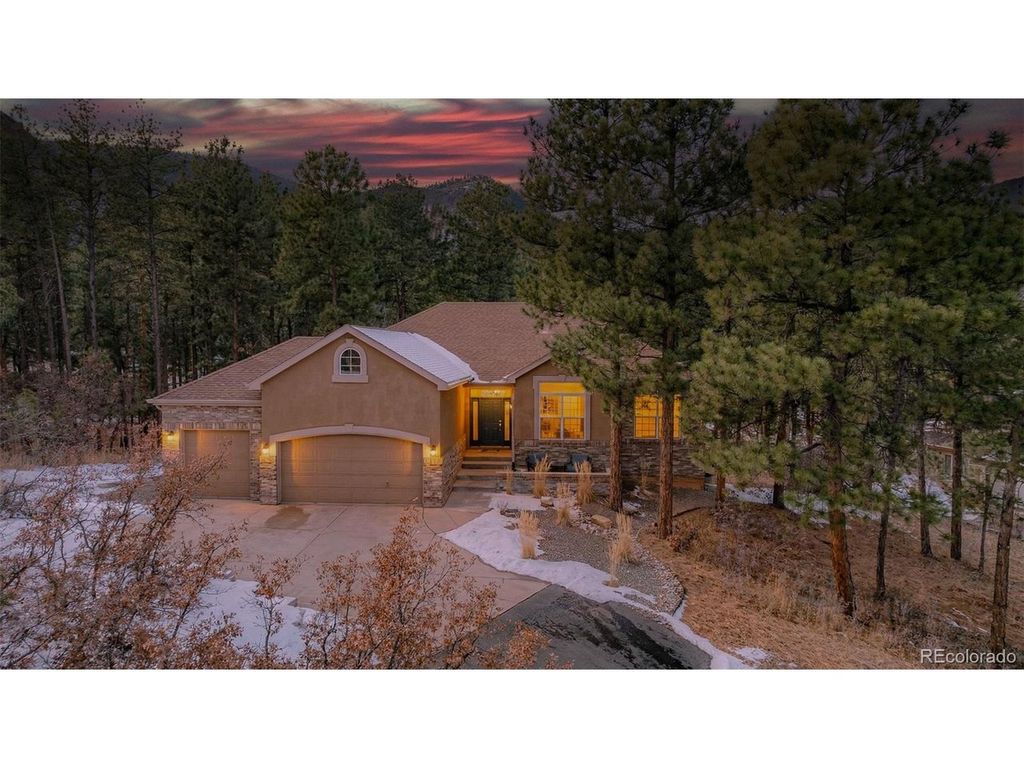 4988 Delaware Dr, Larkspur, CO 80118