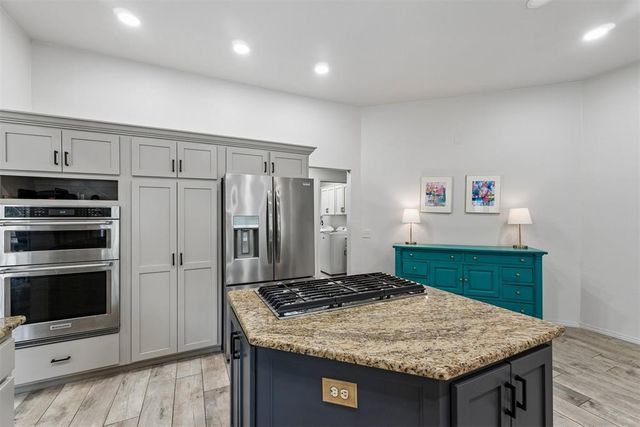 501 Sparrow Hawk, Edmond, OK 73003