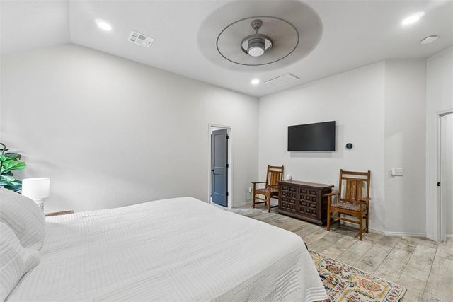 501 Sparrow Hawk, Edmond, OK 73003