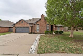 501 Sparrow Hawk, Edmond, OK 73003