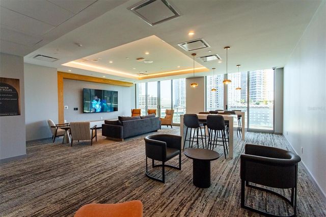 400 CENTRAL AVENUE 1609, St Petersburg, FL 33701