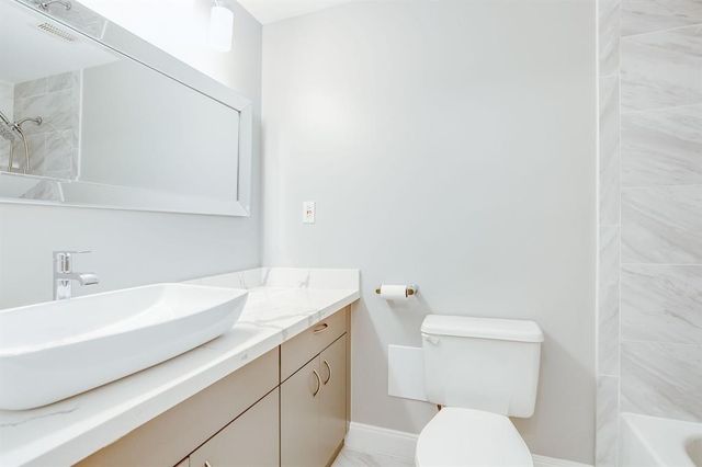 2001 Holcombe Boulevard 3403, Houston, TX 77030