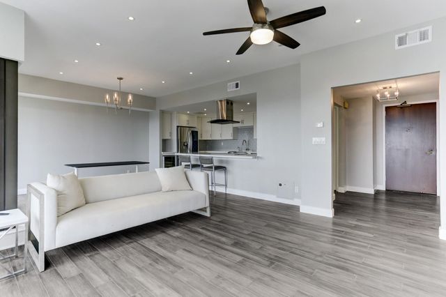 2001 Holcombe Boulevard 3403, Houston, TX 77030