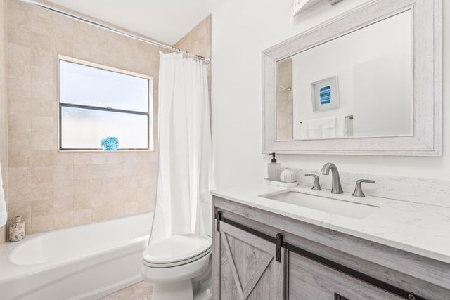 454 Prairie Rose Lane, Boca Raton, FL 33487