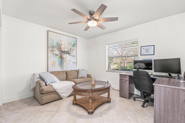 454 Prairie Rose Lane, Boca Raton, FL 33487