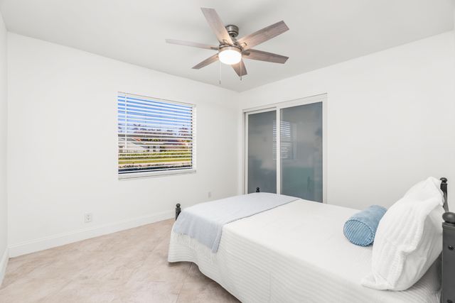 454 Prairie Rose Lane, Boca Raton, FL 33487