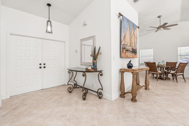 454 Prairie Rose Lane, Boca Raton, FL 33487