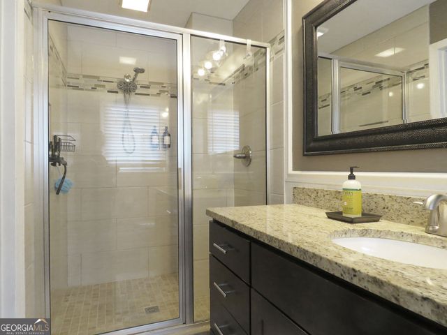 203 Angla Drive SE, Smyrna, GA 30082