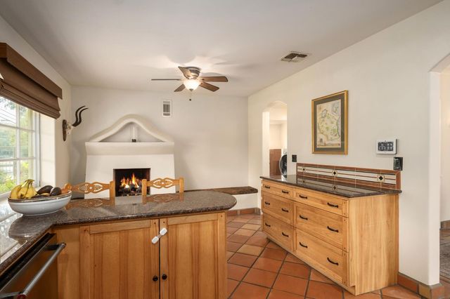 625 E Lansing Way, Fresno, CA 93704