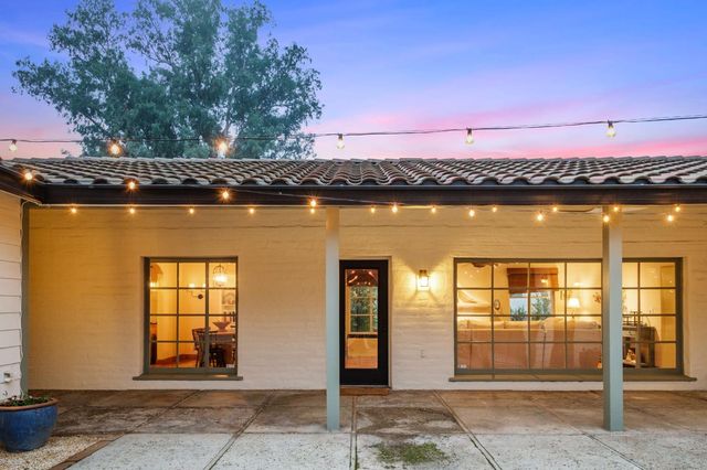 625 E Lansing Way, Fresno, CA 93704