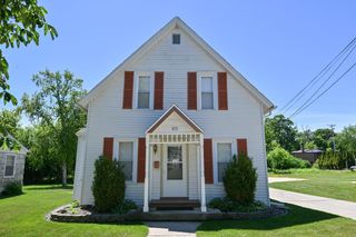 215 W Chestnut STREET, Port Washington, WI 53074