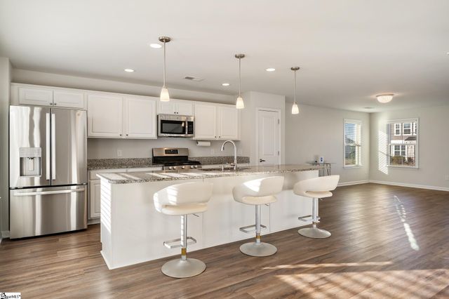 6 Glad Street, Greenville, SC 29605