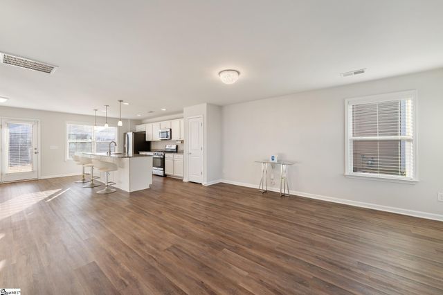 6 Glad Street, Greenville, SC 29605