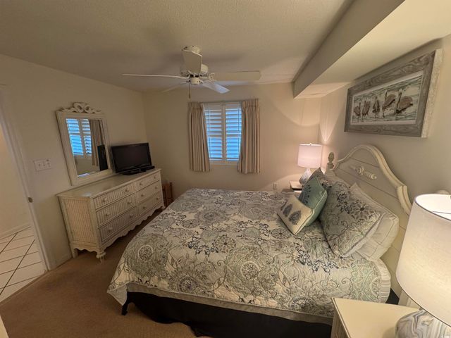 669 Retreat Beach Circle, Pawleys Island, SC 29585