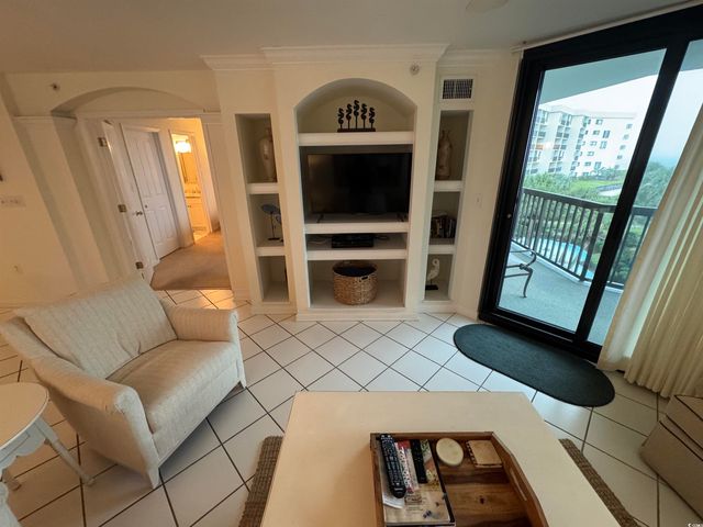 669 Retreat Beach Circle, Pawleys Island, SC 29585