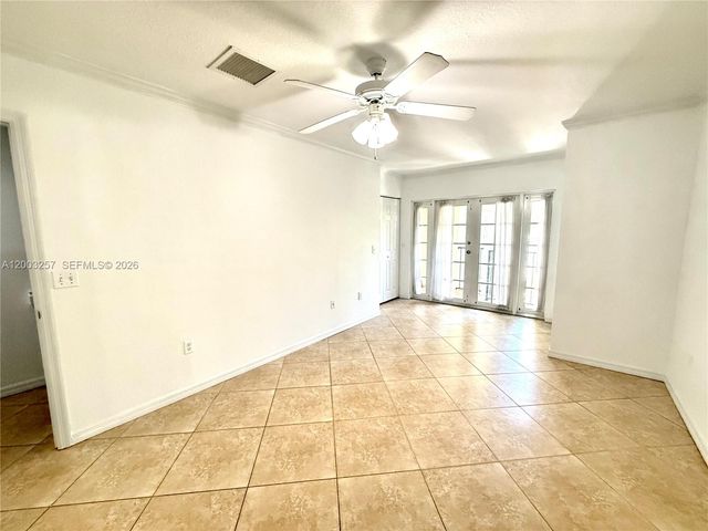 1000 Palm Trl 6, Delray Beach, FL 33483