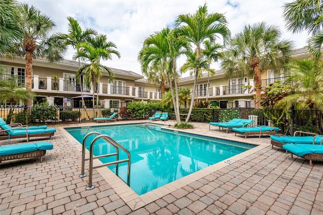 1000 Palm Trl 6, Delray Beach, FL 33483