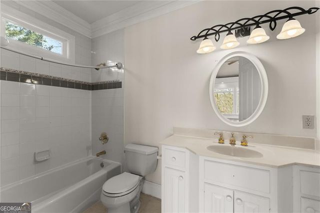 10 Clubb Court, Alpharetta, GA 30005