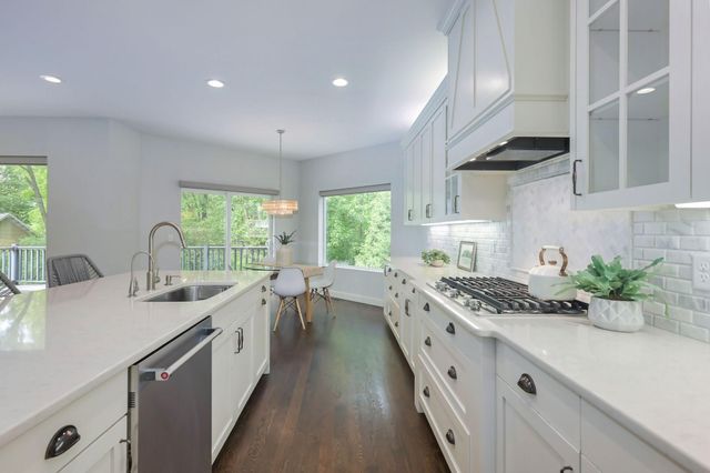 14714 Woodhaven Road, Minnetonka, MN 55345