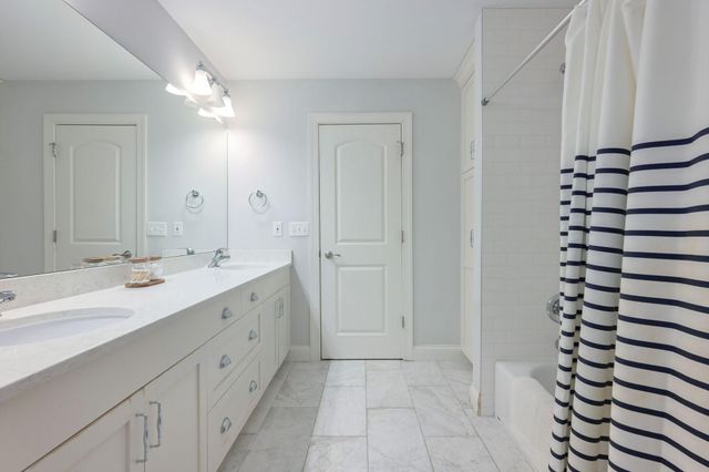 14714 Woodhaven Road, Minnetonka, MN 55345