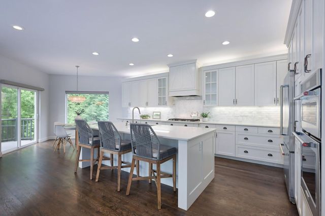 14714 Woodhaven Road, Minnetonka, MN 55345