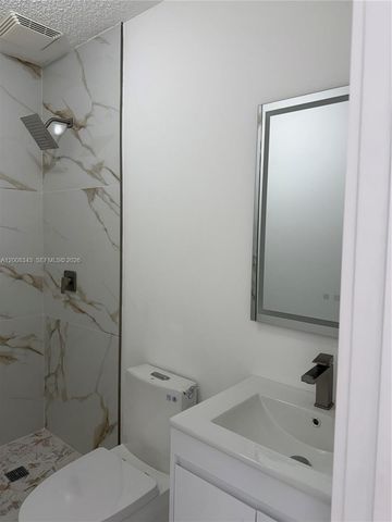 2669 W 52nd St 12, Hialeah, FL 33016