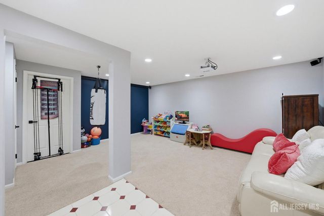 3 Dorchester Drive, East Brunswick, NJ 08816