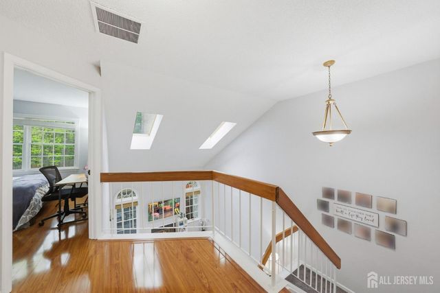 3 Dorchester Drive, East Brunswick, NJ 08816