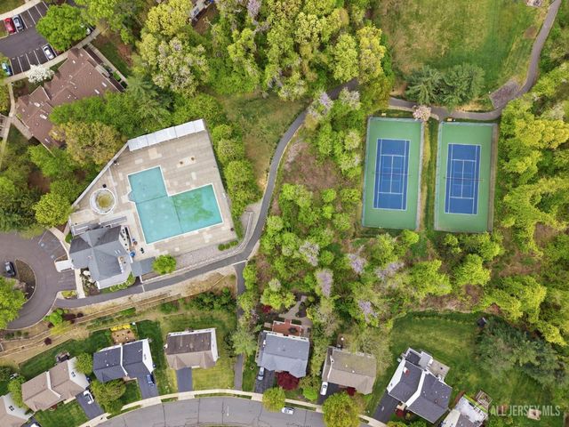 3 Dorchester Drive, East Brunswick, NJ 08816
