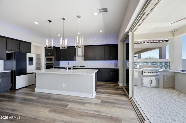 18589 W Thunderhill Place, Goodyear, AZ 85338