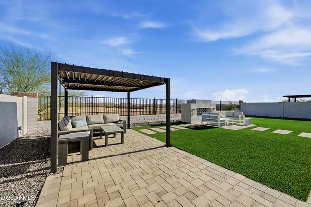 18589 W Thunderhill Place, Goodyear, AZ 85338