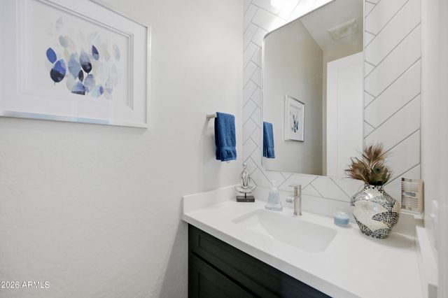 18589 W Thunderhill Place, Goodyear, AZ 85338
