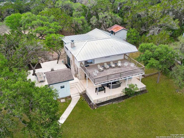 550 COUNTY ROAD 262, Mico, TX 78056