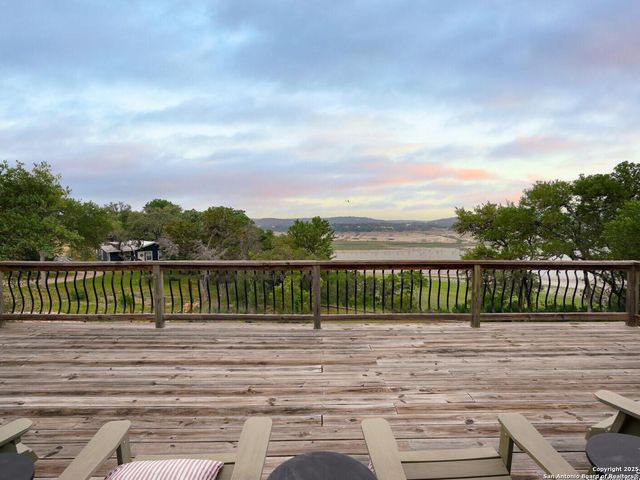 550 COUNTY ROAD 262, Mico, TX 78056
