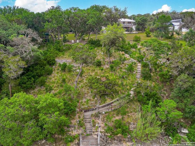 550 COUNTY ROAD 262, Mico, TX 78056