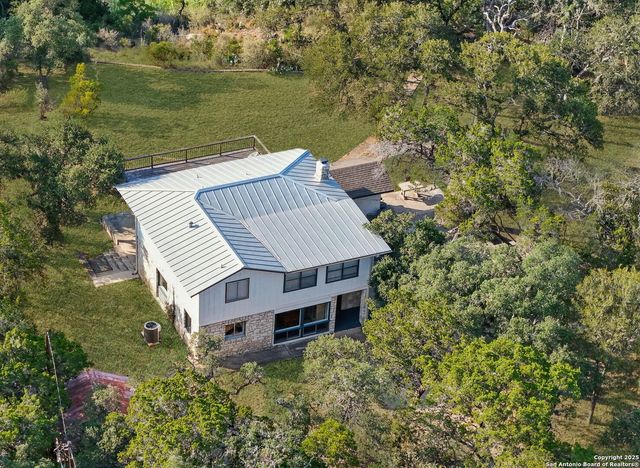 550 COUNTY ROAD 262, Mico, TX 78056