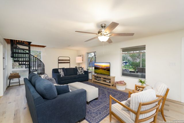 550 COUNTY ROAD 262, Mico, TX 78056