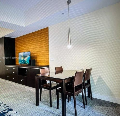 5300 NW 87th Ave 1004, Doral, FL 33178