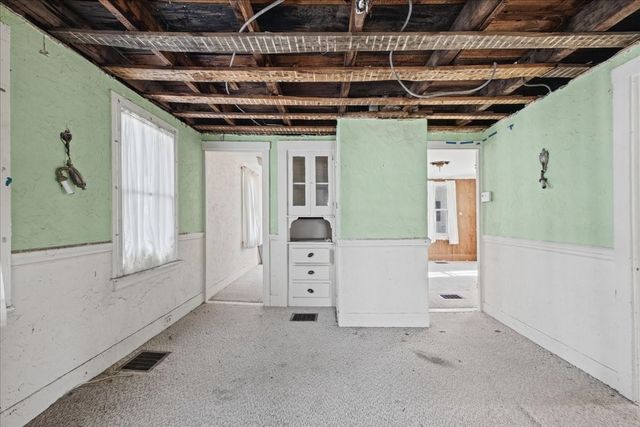 35 School St, Weymouth, MA 02189
