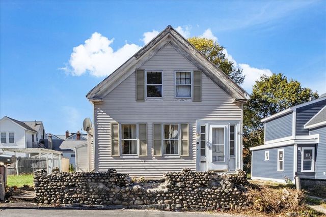 35 School St, Weymouth, MA 02189
